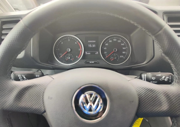 Volkswagen Crafter cena 116850 przebieg: 230000, rok produkcji 2018 z Pińczów małe 106